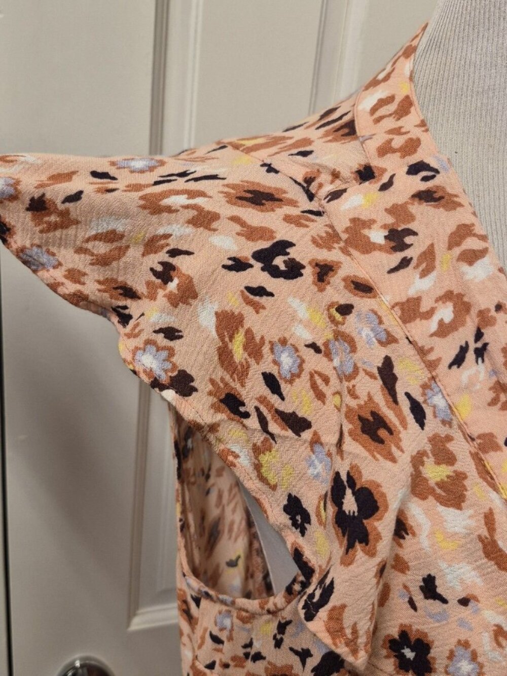 Sofia by Sofia Vergara Peach Floral Maxi Dress - Picture 2 of 10